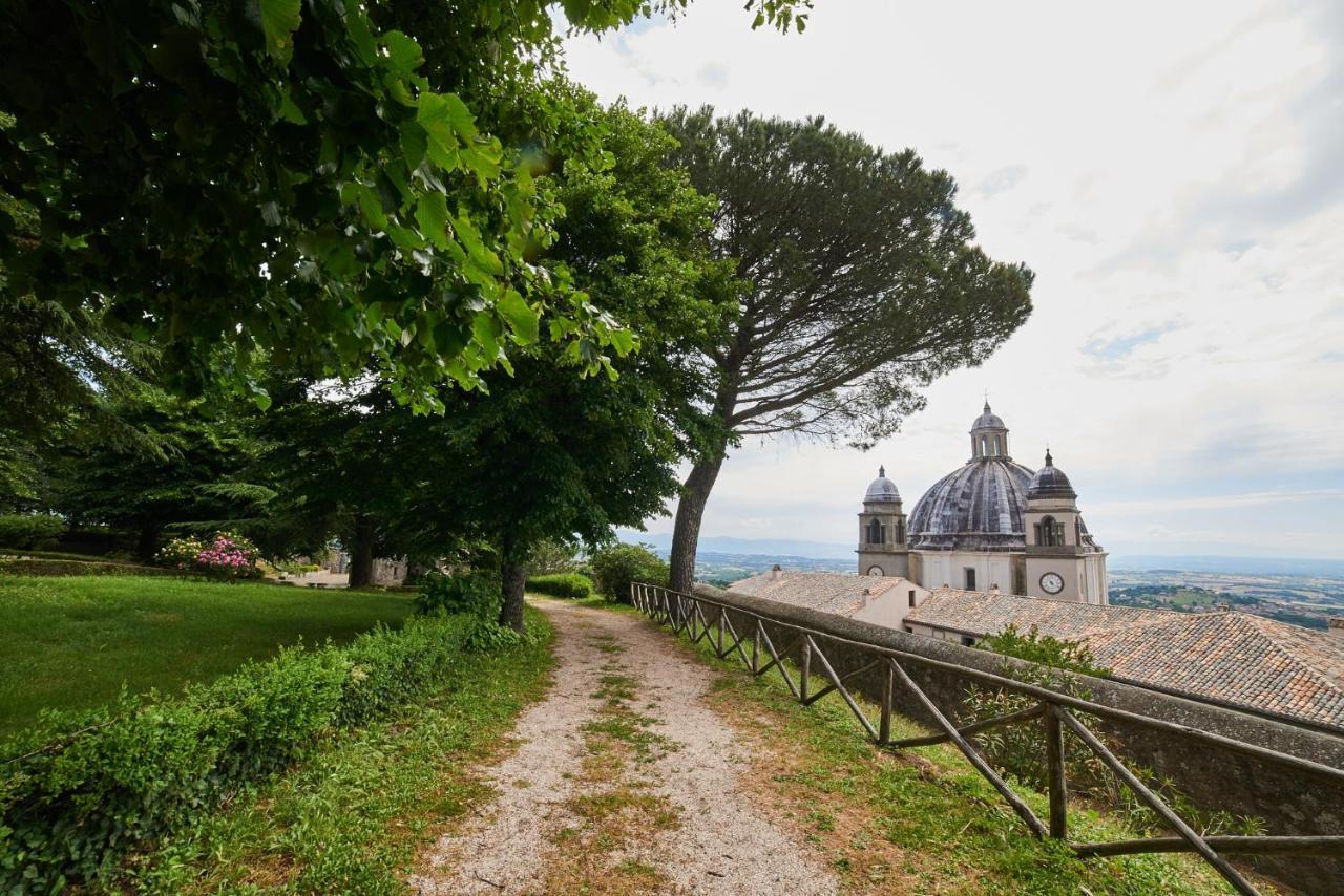 Alloggio Turistico Centro Storico Malatesta Montefiascone Exteriör bild