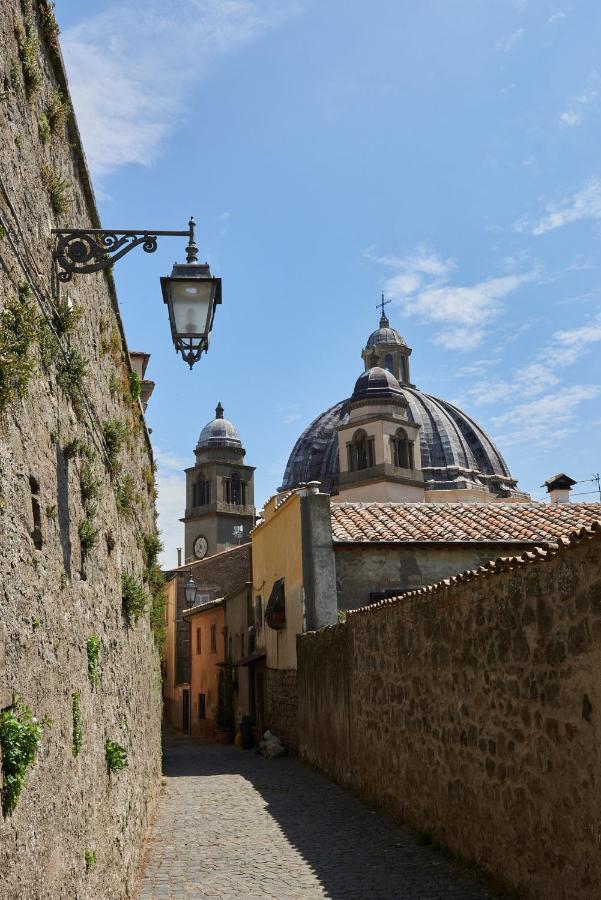 Alloggio Turistico Centro Storico Malatesta Montefiascone Exteriör bild